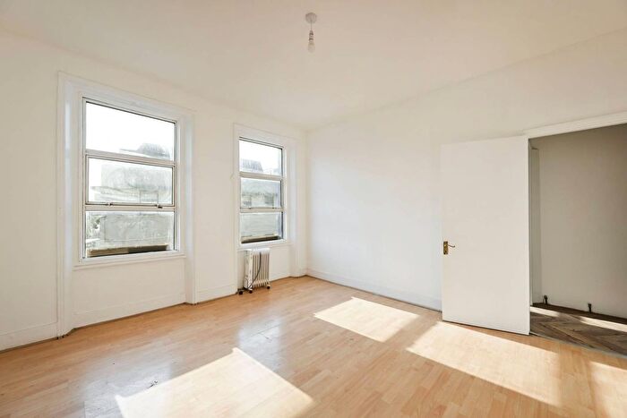 1 Bedroom Flat To Rent In Great Western Road, Maida Vale, London, W9