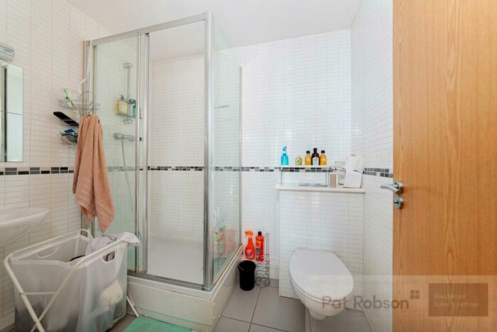 2 Bedroom Apartment To Rent In The Bar, Newcastle Upon Tyne, NE1