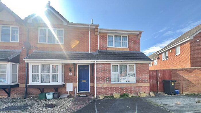 4 Bedroom Semi-Detached House For Sale In Camberley Walk, Locking Castle, BS22