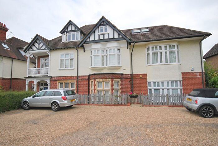 2 Bedroom Flat To Rent In Warwick Park, Tunbridge Wells, TN2