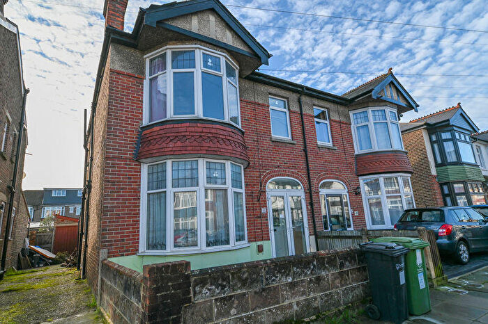 4 Bedroom Semi Detached House To Rent In Thurbern Road, North End, PO2