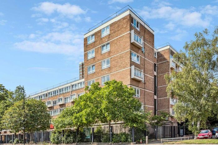 4 Bedroom Flat To Rent In Yelverton Road, London, SW11