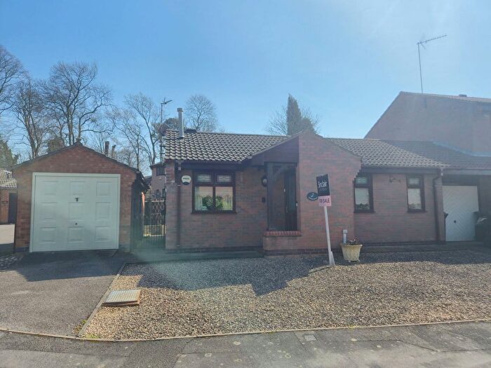 2 Bedroom Semi-Detached Bungalow For Sale In Spring Road, Ibstock, LE67