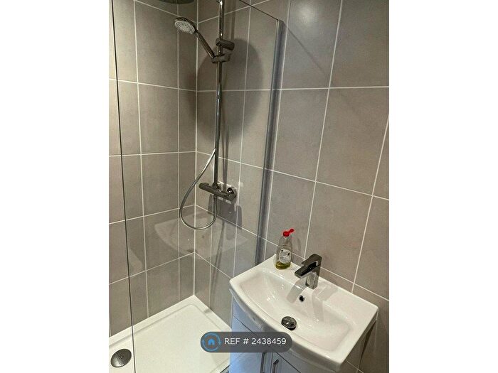 3 Bedroom Semi-Detached House To Rent In Bradley Court, Guildford, GU1