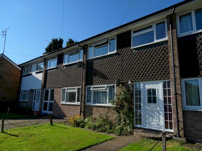 3 Bedroom Terraced House To Rent In Quebec Avenue, Westerham, TN16