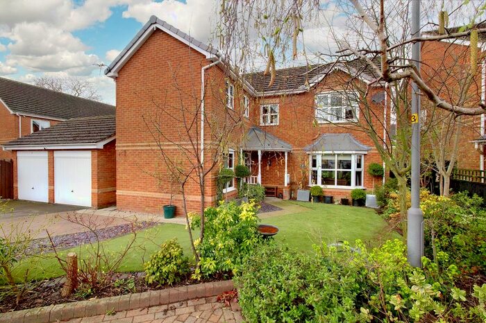 5 Bedroom Detached House For Sale In Laburnum Court, Barlow, Selby, YO8
