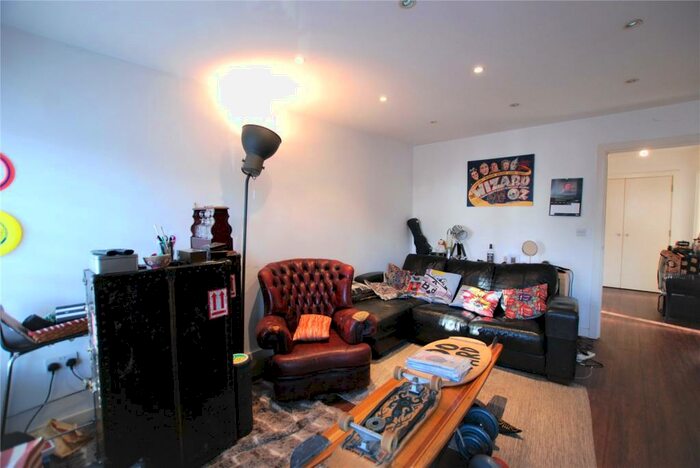 2 Bedroom Apartment To Rent In London Road, Mitcham, Surrey, CR4