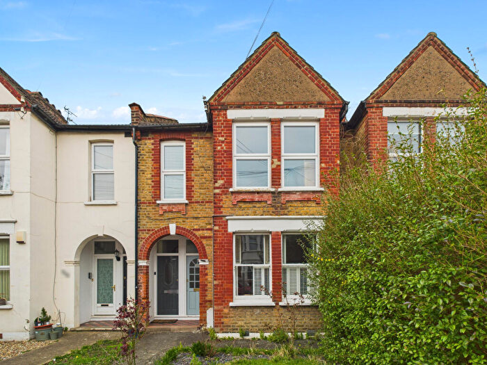 1 Bedroom Flat To Rent In Birkbeck Road, Beckenham, Kent, BR3