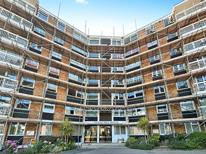 2 Bedroom Flat To Rent In Furze Hill House, Furze Hill, Hove, BN3