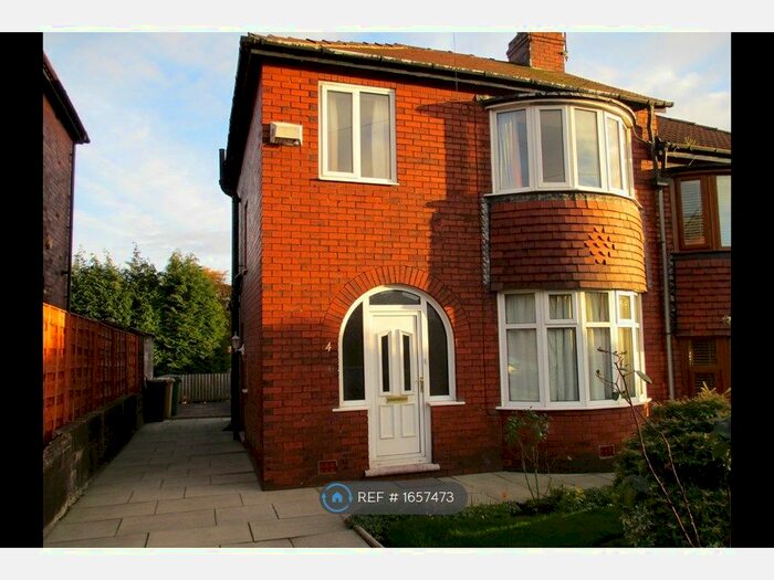 3 Bedroom Semi-Detached House To Rent In Sunnymead Avenue, Bolton, BL1