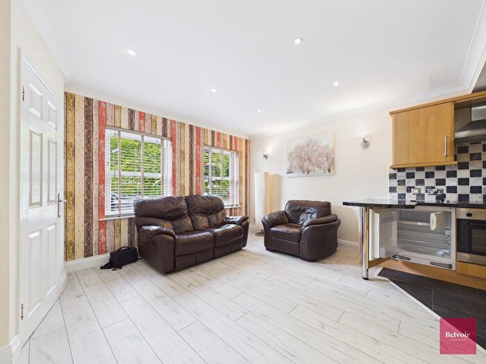 1 Bedroom Flat To Rent In Irvine Court, Mumbles, Swansea, SA3