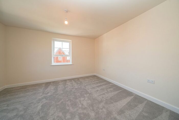 3 Bedroom Semi-Detached House For Sale In Barnes Mews, Broughton, Aylesbury, HP22