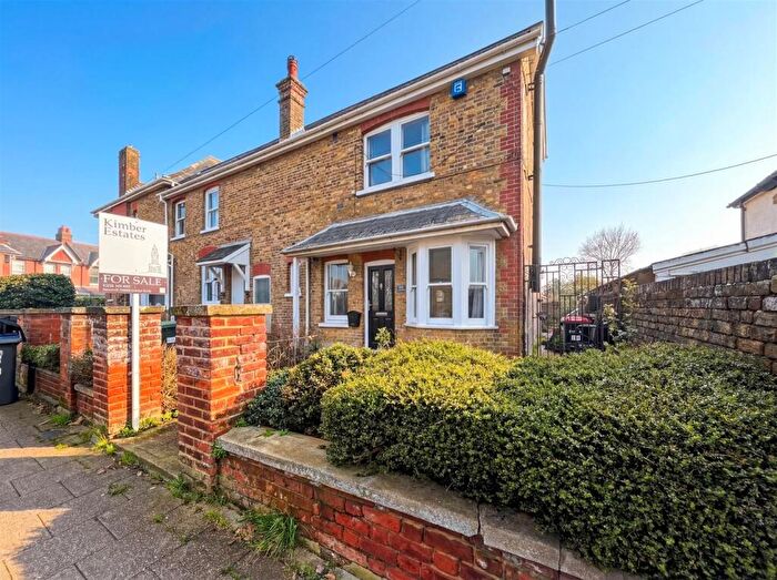 2 Bedroom House For Sale In Spenser Road, Herne Bay, CT6