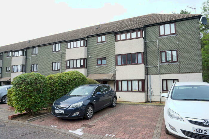 Studio To Rent In Pinfolds, Teviot Avenue, South Ockenden, Essex, RM15