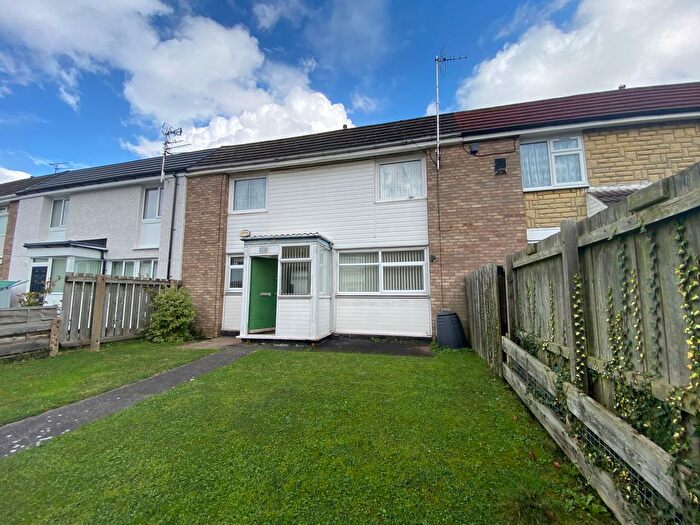 2 Bedroom Terraced House To Rent In Cambeak Close, Hull, HU7