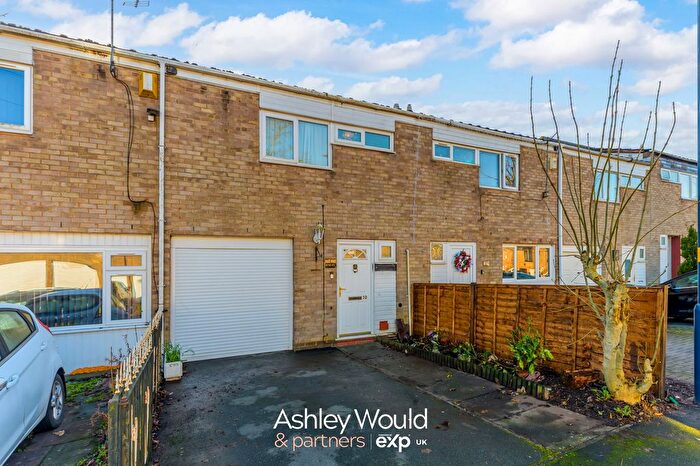 4 Bedroom Town House For Sale In The Hill, Birmingham, B32