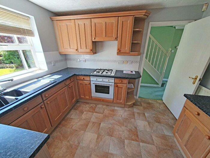 3 Bedroom Detached House For Sale In Woodsia Close, Boughton Vale, Rugby, CV23