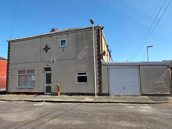 2 Bedroom End Of Terrace House For Sale In Aintree Road, Blackpool, FY4