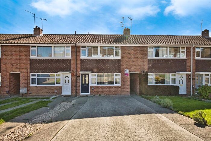 3 Bedroom Terraced House For Sale In St. Marys Crescent, Yeovil, BA21