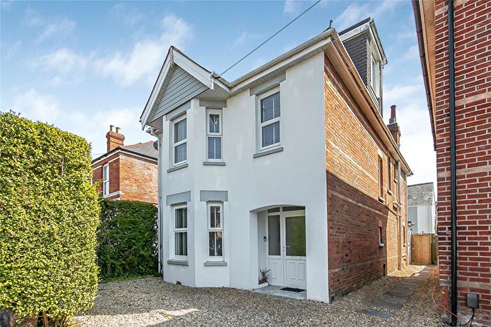 4 Bedroom Detached House For Sale In Nortoft Road, Charminster, Bournemouth, BH8