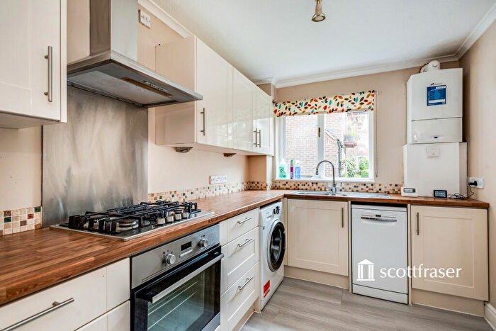 2 Bedroom Apartment To Rent In Sunderland Avenue, Oxford, OX2