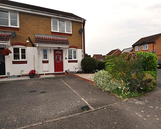 2 Bedroom House To Rent In Warwick Close, Amberstone, Hailsham, BN27
