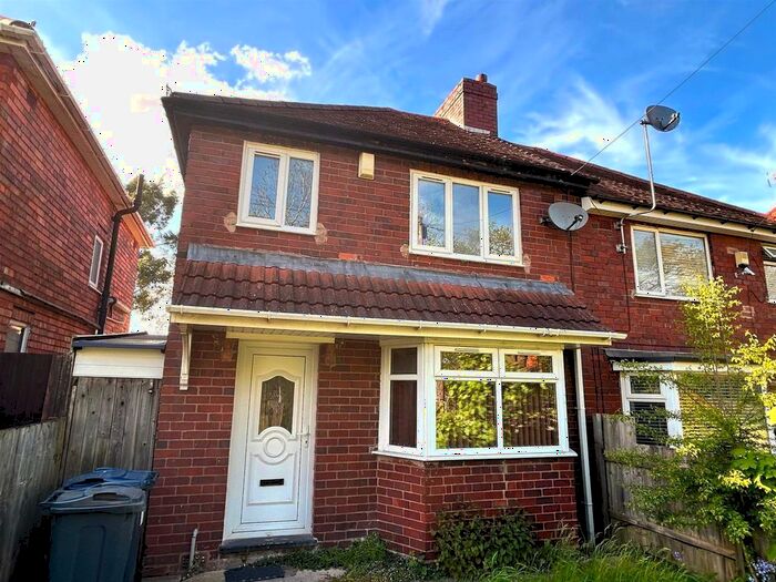 3 Bedroom Property To Rent In Monyhull Hall Road, King's Norton, Birmingham, B30