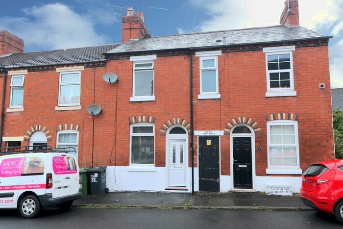 2 Bedroom Terraced House To Rent In East Street, Kidderminster, DY10