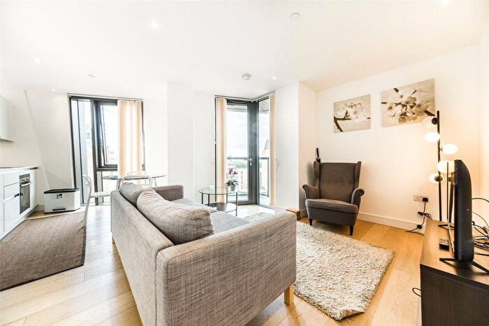 2 Bedroom Flat For Sale In Parliament House, Black Prince Road, SE1