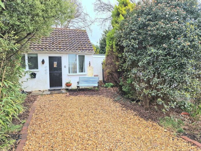 2 Bedroom Chalet To Rent In Salterns Lane, Hayling Island, PO11