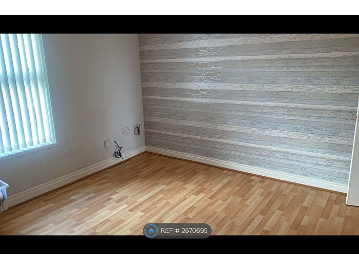 2 Bedroom Flat To Rent In Bentley, Doncaster, DN5