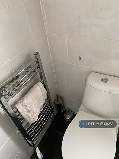 6 Bedroom Terraced House To Rent In Charter Avenue, Coventry, CV4