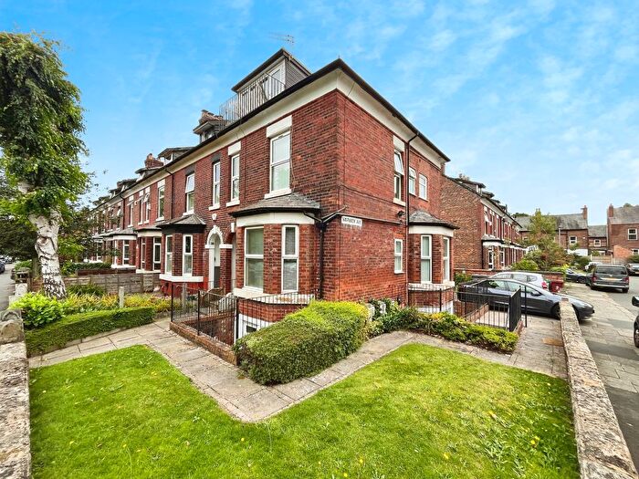 1 Bedroom Flat For Sale In Burton Road, West Didsbury, Manchester, M20