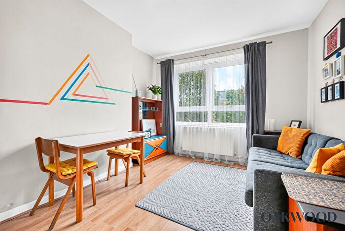2 Bedroom Flat For Sale In Londesborough Road, Stoke Newington, N16