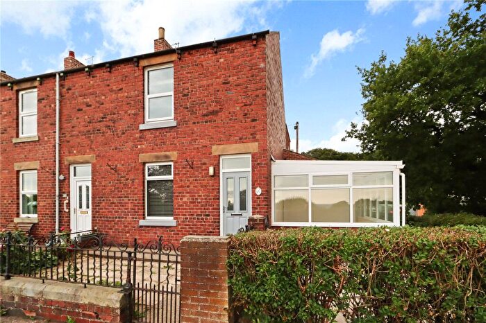 3 Bedroom End Of Terrace House To Rent In Rockwood Gardens, Greenside, Ryton, Tyne And Wear, NE40