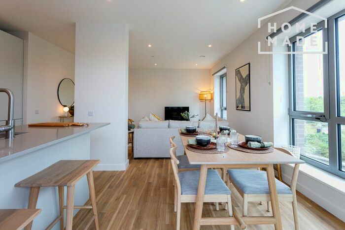 2 Bedroom Flat To Rent In Greenford Quay, Greenford, UB6