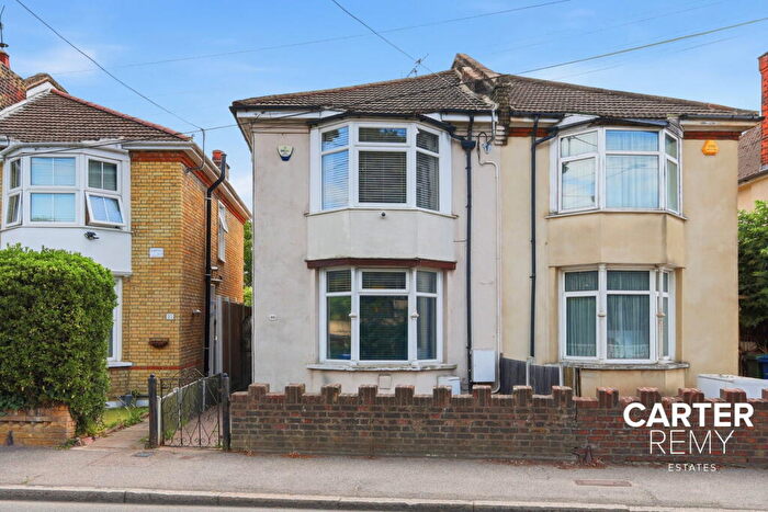 3 Bedroom Semi-Detached House For Sale In South Road, South Ockendon, RM15