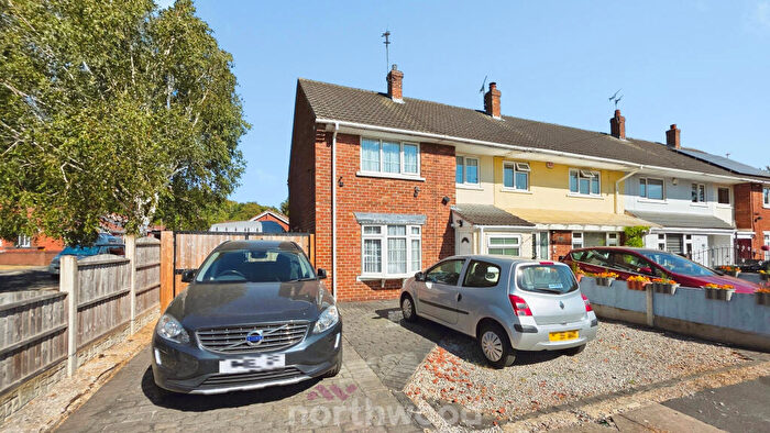3 Bedroom End Of Terrace House For Sale In Montgomery Gardens, Intake, Doncaster, DN2