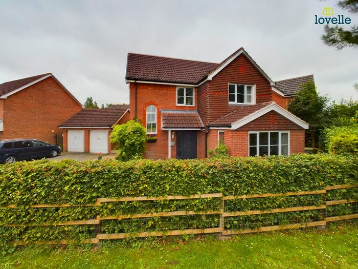 3 Bedroom Detached House For Sale In Bracken Way, Market Rasen, LN8
