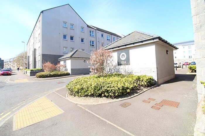 2 Bedroom Flat To Rent In Urquhart Court, Urquhart Road, AB24