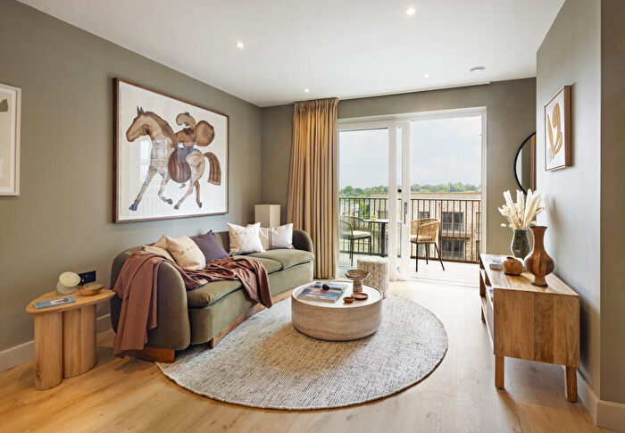 Studio To Rent In The Draper, Draycote House, Colindale, NW9