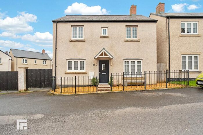 3 Bedroom Detached House For Sale In St. Fagans, Cardiff, CF5