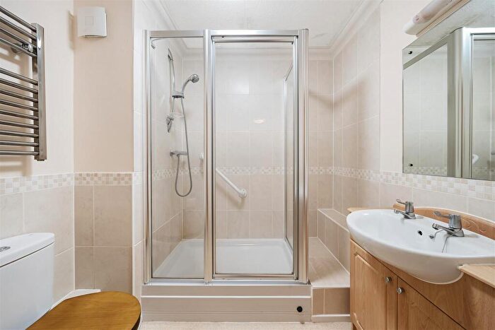 2 Bedroom Retirement Property For Sale In Lord Rosebery Lodge, Epsom, KT18