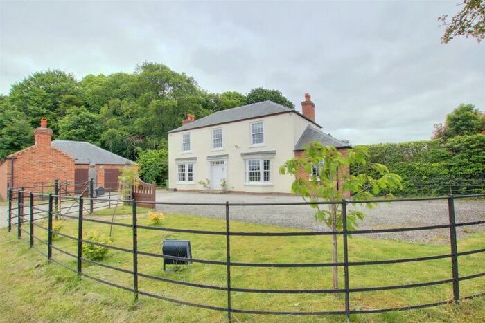 4 Bedroom House To Rent In Bentley, HU17