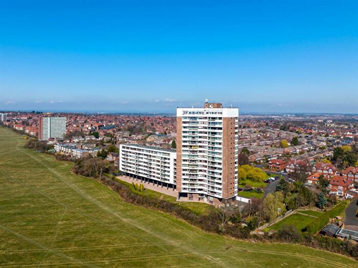 2 Bedroom Apartment For Sale In Montagu Court, Gosforth, NE3