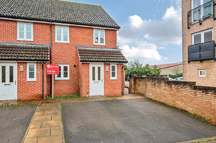 3 Bedroom House To Rent In Hut Farm Place, Chandlers Ford, SO53