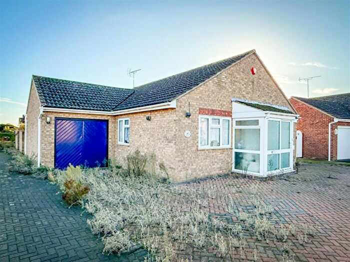 3 Bedroom Detached Bungalow For Sale In Battisford Drive, Clacton-On-Sea, Essex, CO16