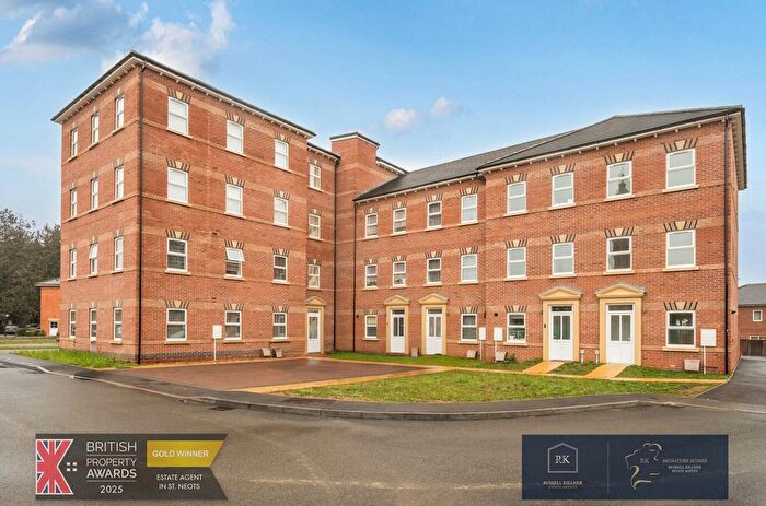 2 Bedroom Flat For Sale In Flat St. Christophers Square, Northampton., NN5