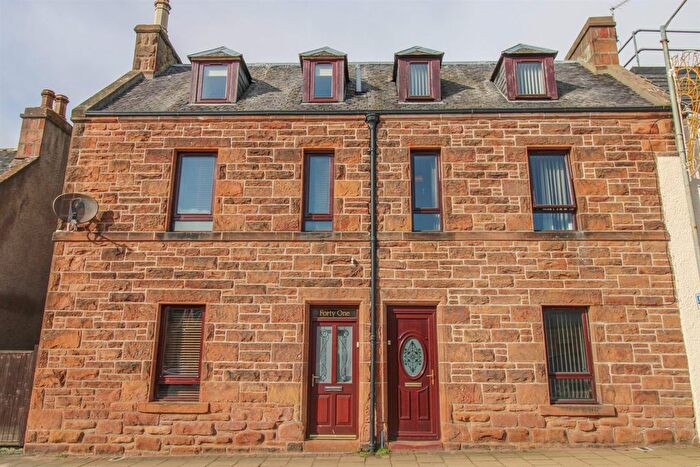 5 Bedroom Town House For Sale In A High Street, Invergordon, IV18