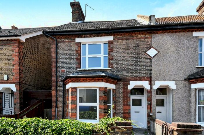 1 Bedroom Flat To Rent In West Street Bromley, BR1